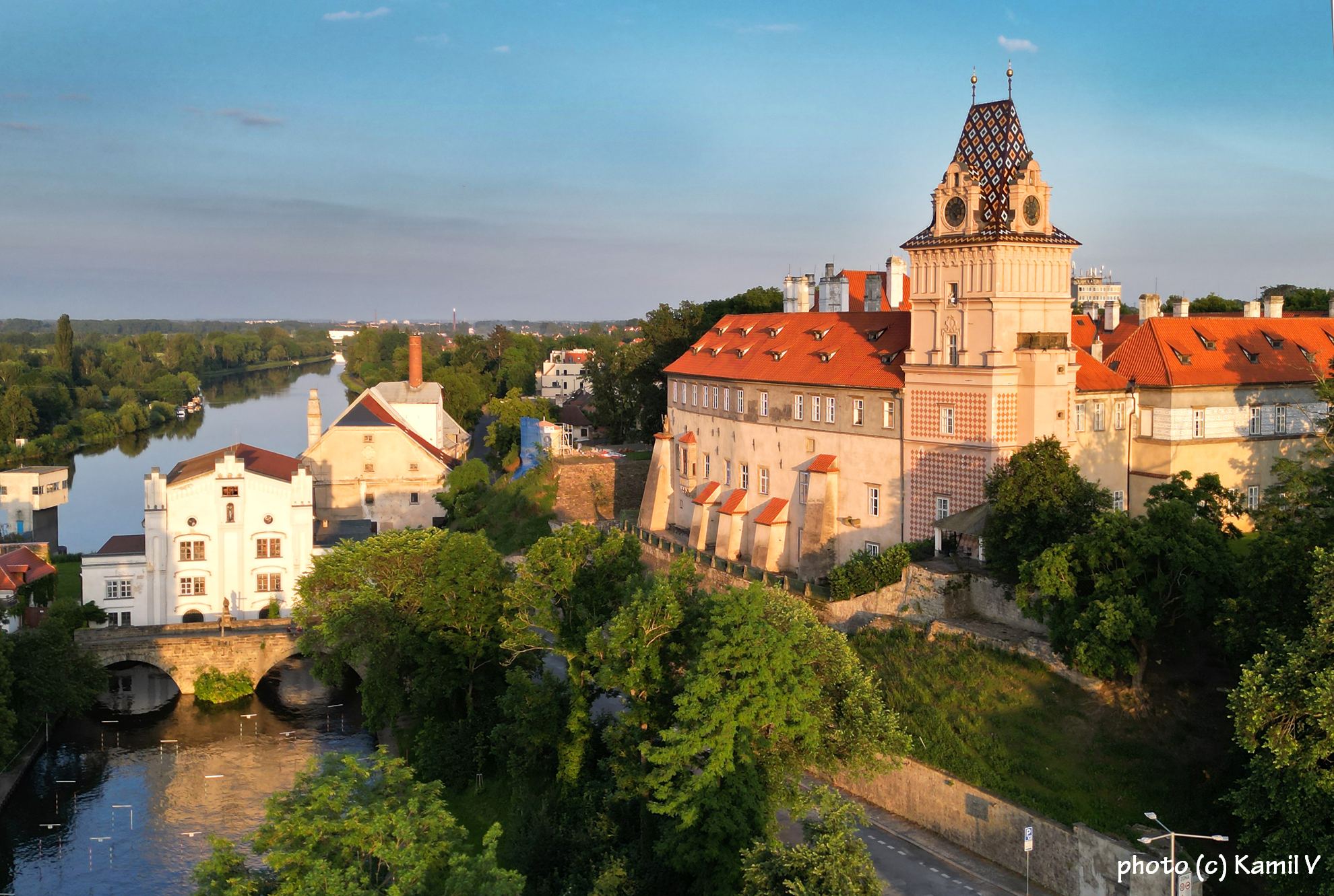 Zámek Brandýs fotografovaný z dronu